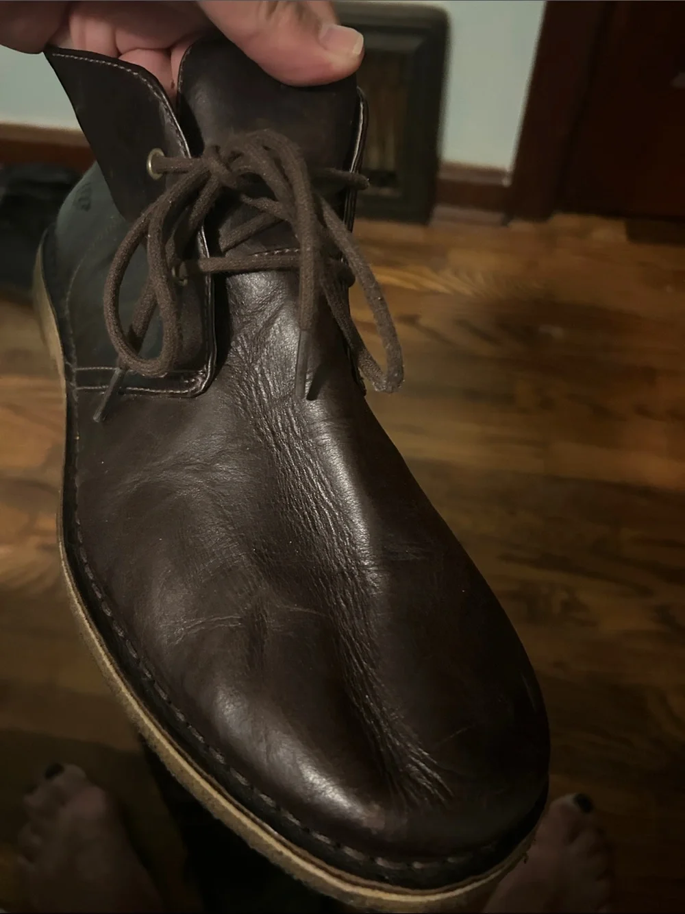 UGG Men's Brown Leather Chukka Boots - Lace-Up Ankle Boots
